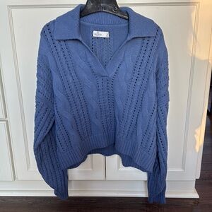 Hollister NWOT cropped blue sweater M